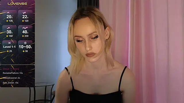 Bella Villen online show from March 6, 2:35 pm