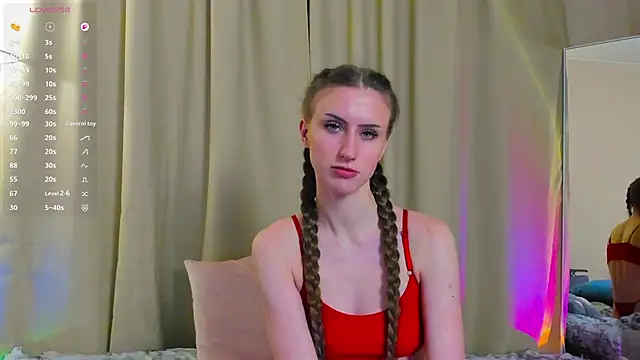 EllieRough online show from April 12, 4:45 pm