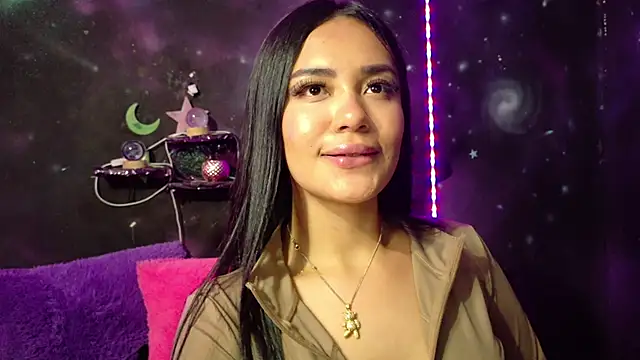 Snapshot of ValentinaRojass_ chatting on May 21, 8:16 pm ValentinaRojass online show from May 21, 8:16 pm