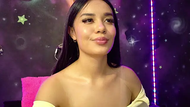Snapshot of ValentinaRojass_ chatting on May 25, 6:25 pm ValentinaRojass online show from May 25, 6:25 pm