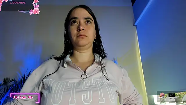  VALERIAGOMEZ online show from April 1, 12:39 pm