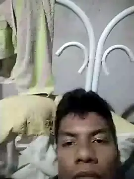 Snapshot of gstzpauzudosfd chatting on February 27, 4:23 am gstzpauzudosfd online show from February 27, 4:23 am