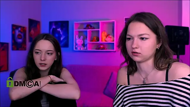 chloe ley online show from April 20, 7:15 pm