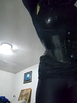 Snapshot of Zorrapunka chatting on May 1, 8:24 pm Zorrapunka online show from May 1, 8:24 pm