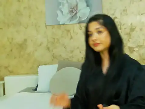 Snapshot of MissNaomiBelle chatting on May 14, 1:29 pm MissNaomiBelle online show from May 14, 1:29 pm