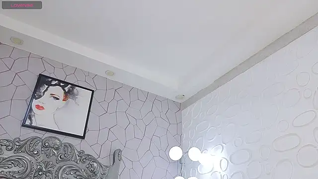 Genesisraydenx online show from May 17, 7:21 pm
