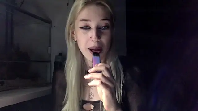 EmmyWet online show from March 17, 7:17 pm