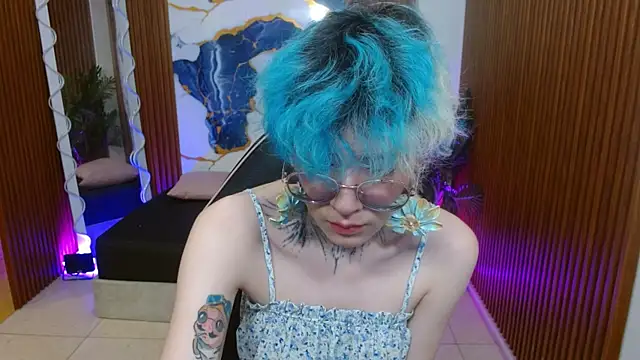 Snapshot of Lyra_tay chatting on April 21, 7:06 pm Lyra tay online show from April 21, 7:06 pm