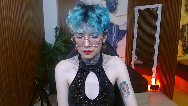 Snapshot of Lyra_tay chatting on May 10, 11:37 am Lyra tay online show from May 10, 11:37 am