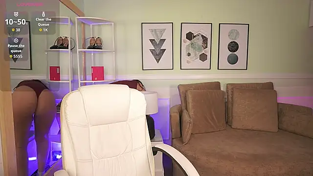 MandyCollins online show from April 15, 11:39 am