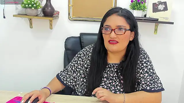 Stefy cg online show from March 30, 4:30 pm