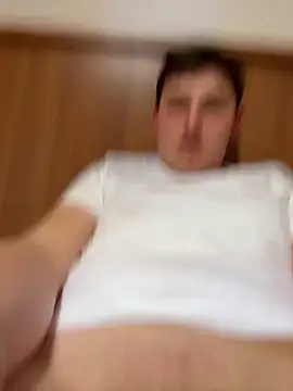 Snapshot of unlocked28 chatting on February 26, 11:04 pm unlocked28 online show from February 26, 11:04 pm