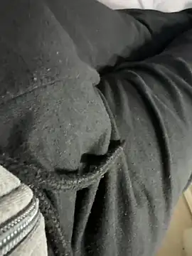 Snapshot of unlocked28 chatting on February 28, 3:46 pm unlocked28 online show from February 28, 3:46 pm