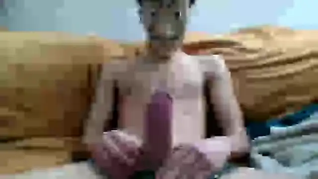 Snapshot of youngking67 chatting on February 28, 1:28 am youngking67 online show from February 28, 1:28 am