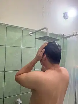 Snapshot of Janlop10 chatting on February 27, 11:49 pm Janlop10 online show from February 27, 11:49 pm