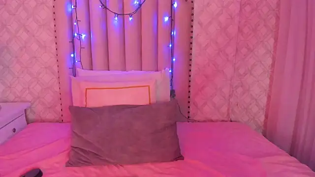 mika doll online show from April 14, 3:34 am