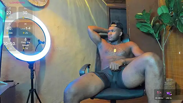 Snapshot of DarianWill18 chatting on March 20, 3:11 am DarianWill18 online show from March 20, 3:11 am