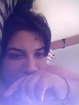 Snapshot of Solcitolovee chatting on February 27, 6:19 pm Solcitolovee online show from February 27, 6:19 pm