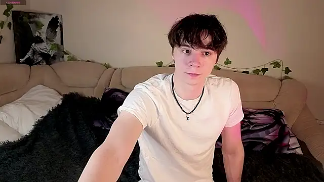 AnthonyCuutie online show from March 9, 6:56 pm