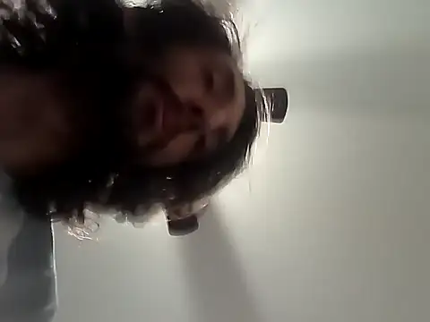 Snapshot of RobNKaysWorldtour chatting on March 26, 8:42 am RobNKaysWorldtour online show from March 26, 8:42 am