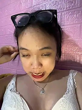 Leeeeiu online show from March 5, 12:56 pm