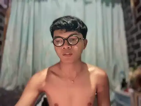 Snapshot of petiteasianxxx chatting on February 27, 12:38 pm petiteasianxxx online show from February 27, 12:38 pm