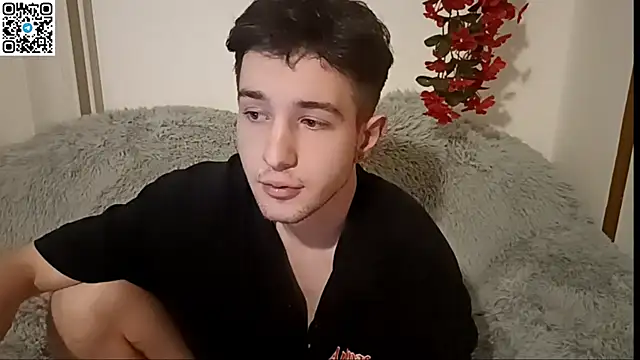 Snapshot of _ZaneX chatting on March 2, 8:04 pm ZaneX online show from March 2, 8:04 pm