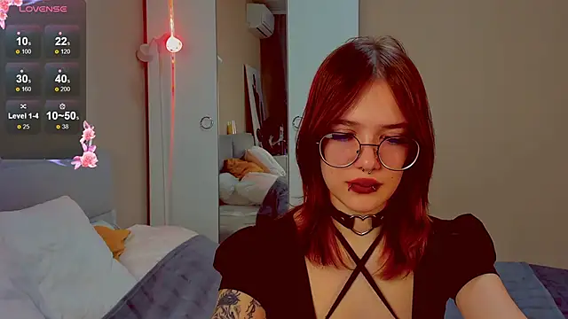 Marika Degas online show from April 3, 1:31 pm