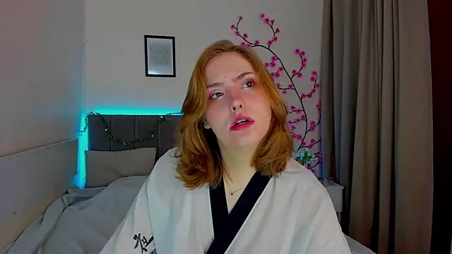 DellaRows online show from March 6, 6:43 am