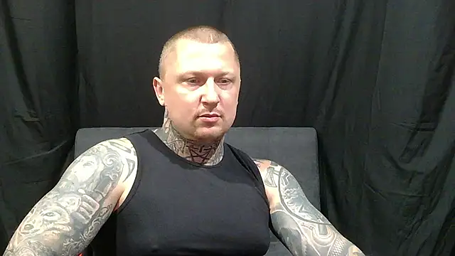 devilWithTats online show from June 6, 9:36 am