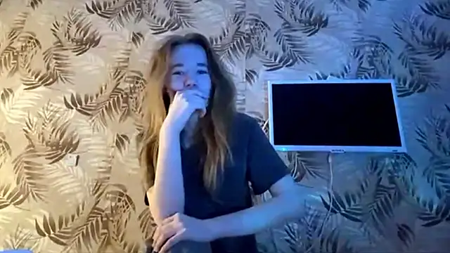 LeomaJee online show from March 28, 1:05 am