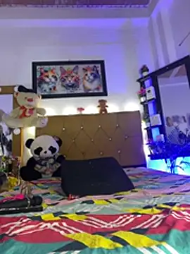 Antonella-smitt online show from March 19, 1:37 pm