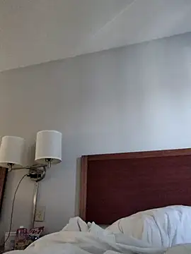 Snapshot of VelvetRae chatting on February 28, 3:35 pm VelvetRae online show from February 28, 3:35 pm