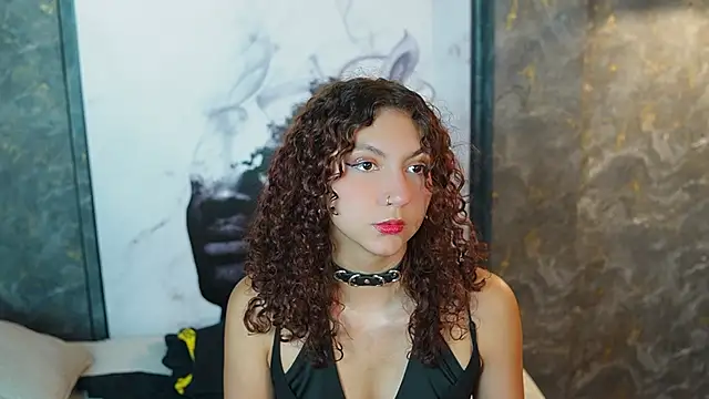 Mia and Belmonth online show from April 7, 7:03 pm