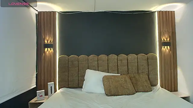 AmbarLee  online show from March 18, 12:08 pm