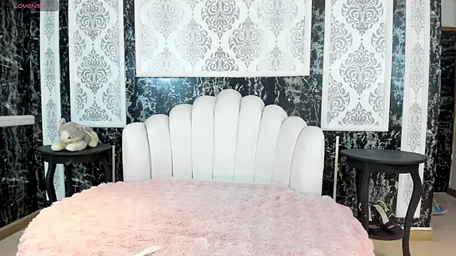 AngelinaAustin online show from March 20, 12:32 pm