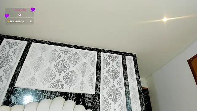 AngelinaAustin online show from April 3, 4:32 am