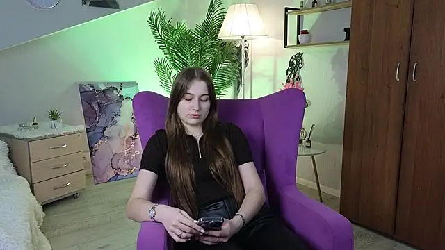 Snapshot of TempIeToti chatting on March 1, 8:49 am TempIeToti online show from March 1, 8:49 am