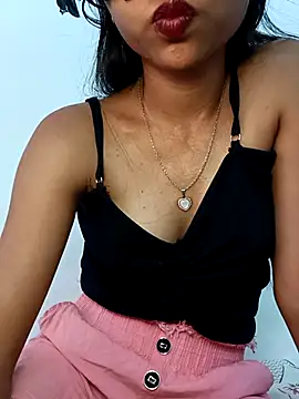 MidnightLoversX online show from May 5, 11:51 am