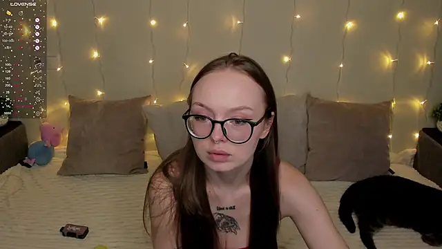 Ivy toxic0 online show from February 28, 6:31 pm