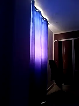 Snapshot of zeus_Drako chatting on March 4, 12:00 pm zeus Drako online show from March 4, 12:00 pm