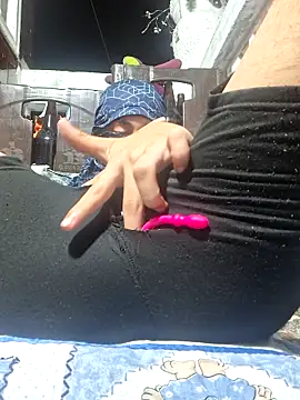 max betacure32 online show from April 13, 7:14 am