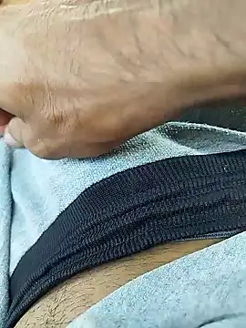 Victorpau22cm online show from March 2, 5:53 pm