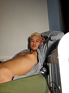 JVPuto online show from February 28, 2:45 am