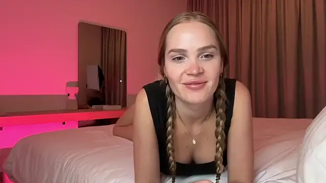 xo madeline online show from May 6, 2:08 am