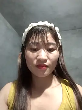 Lilinn  online show from March 14, 11:15 am