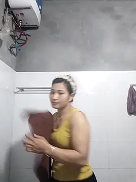 Lilinn  online show from March 14, 11:21 pm