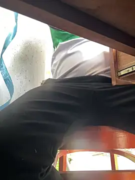 hoang15075 online show from March 13, 6:42 am