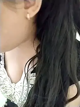 Snapshot of Bhawika-Kashap chatting on May 13, 5:49 am Bhawika-Kashap online show from May 13, 5:49 am
