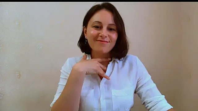Snapshot of Inessa_beauty chatting on July 4, 1:39 pm Inessa beauty online show from July 4, 1:39 pm